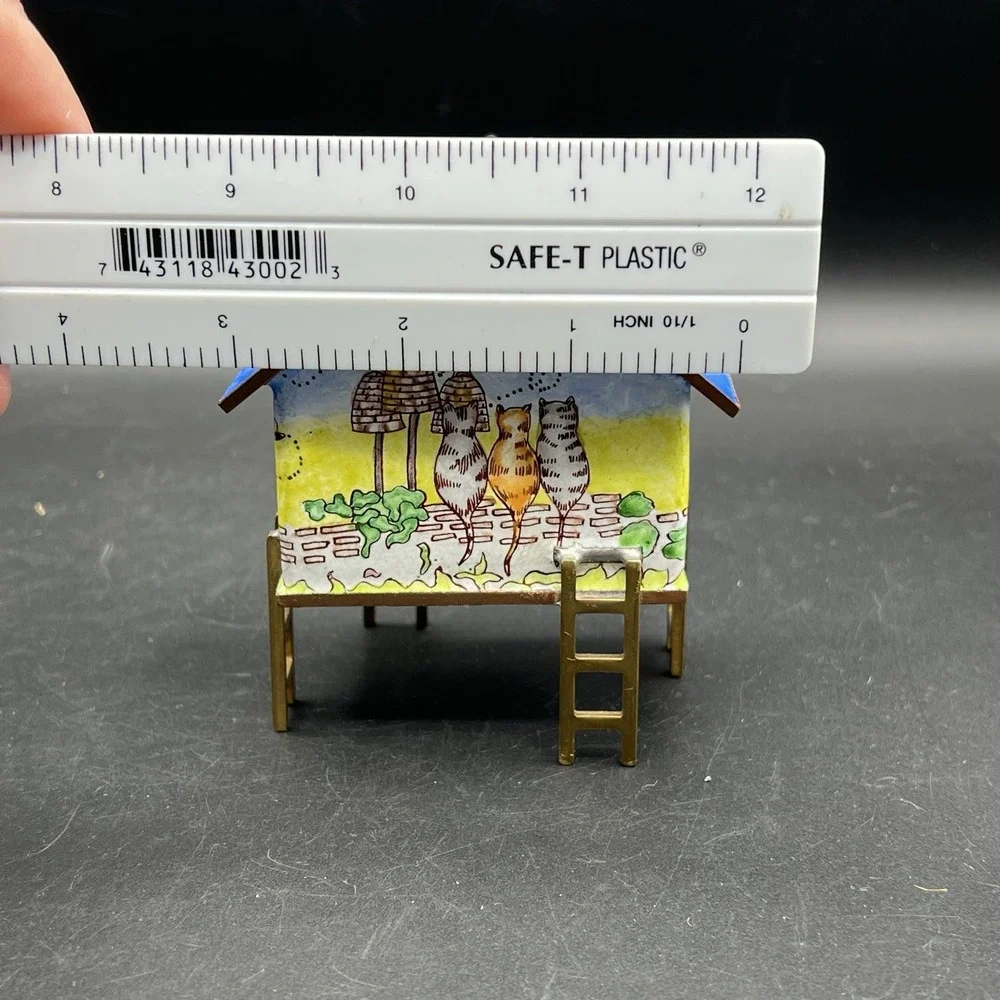 Empress Arts Stamp Holder Honey Bee Hive‎ Cats Trinket Box 2 Section Lid Enamel